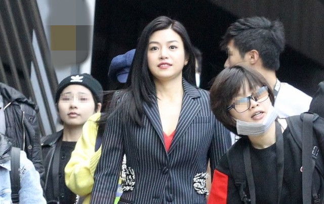 独家回应陈妍希，陈妍希返台 
