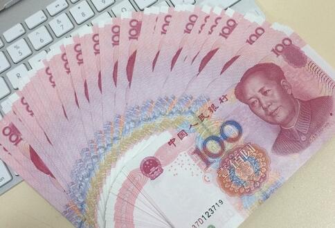 梦到自己中奖不断，做梦自己中奖很多钱 
